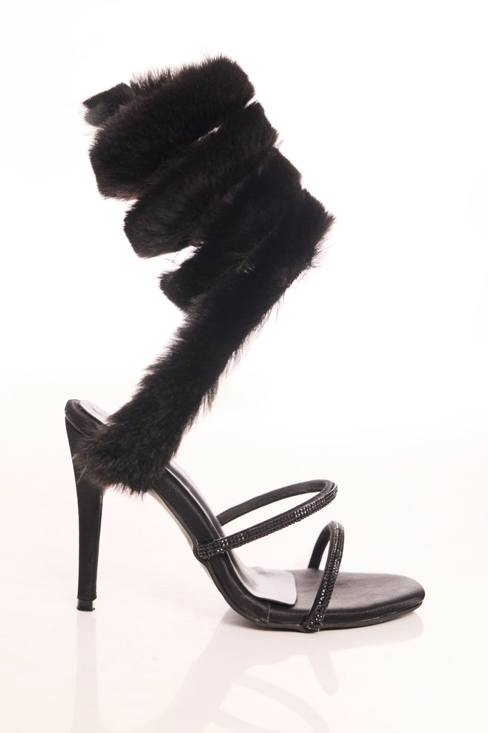 WEEKND FURR
