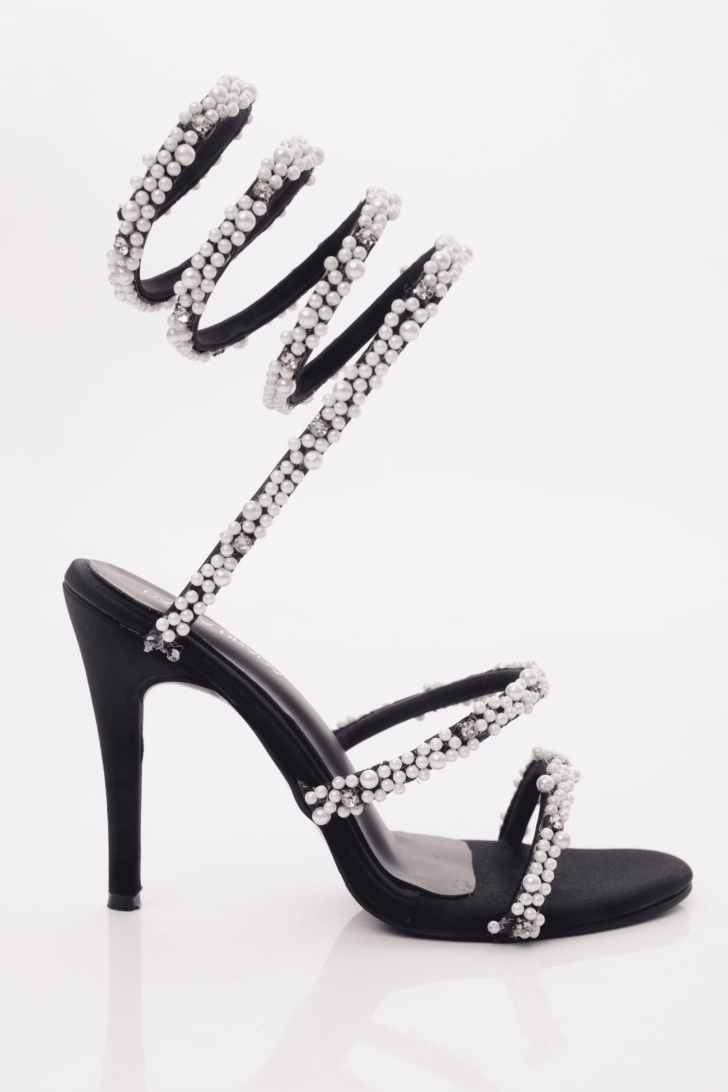 Weeknd Pearls